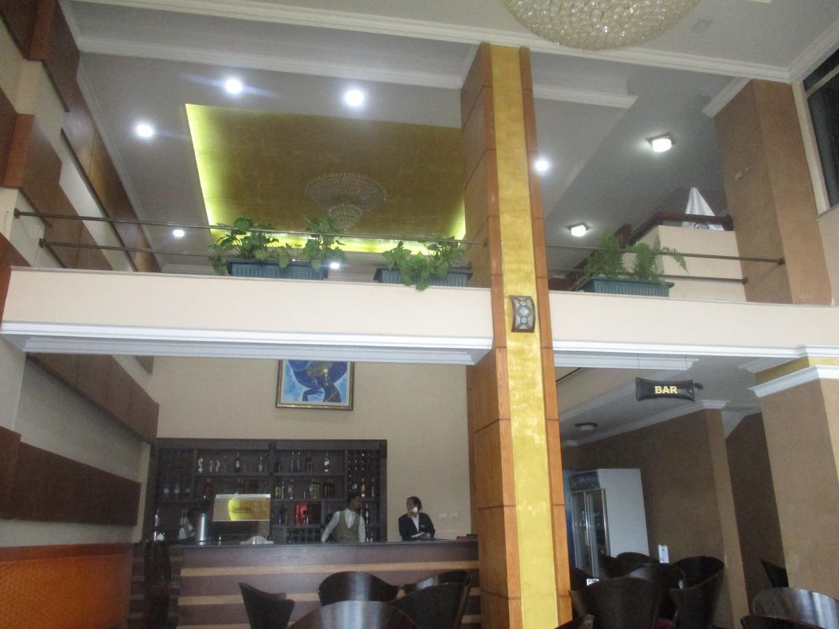 Tirar International Hotel Addis Abeba Buitenkant foto