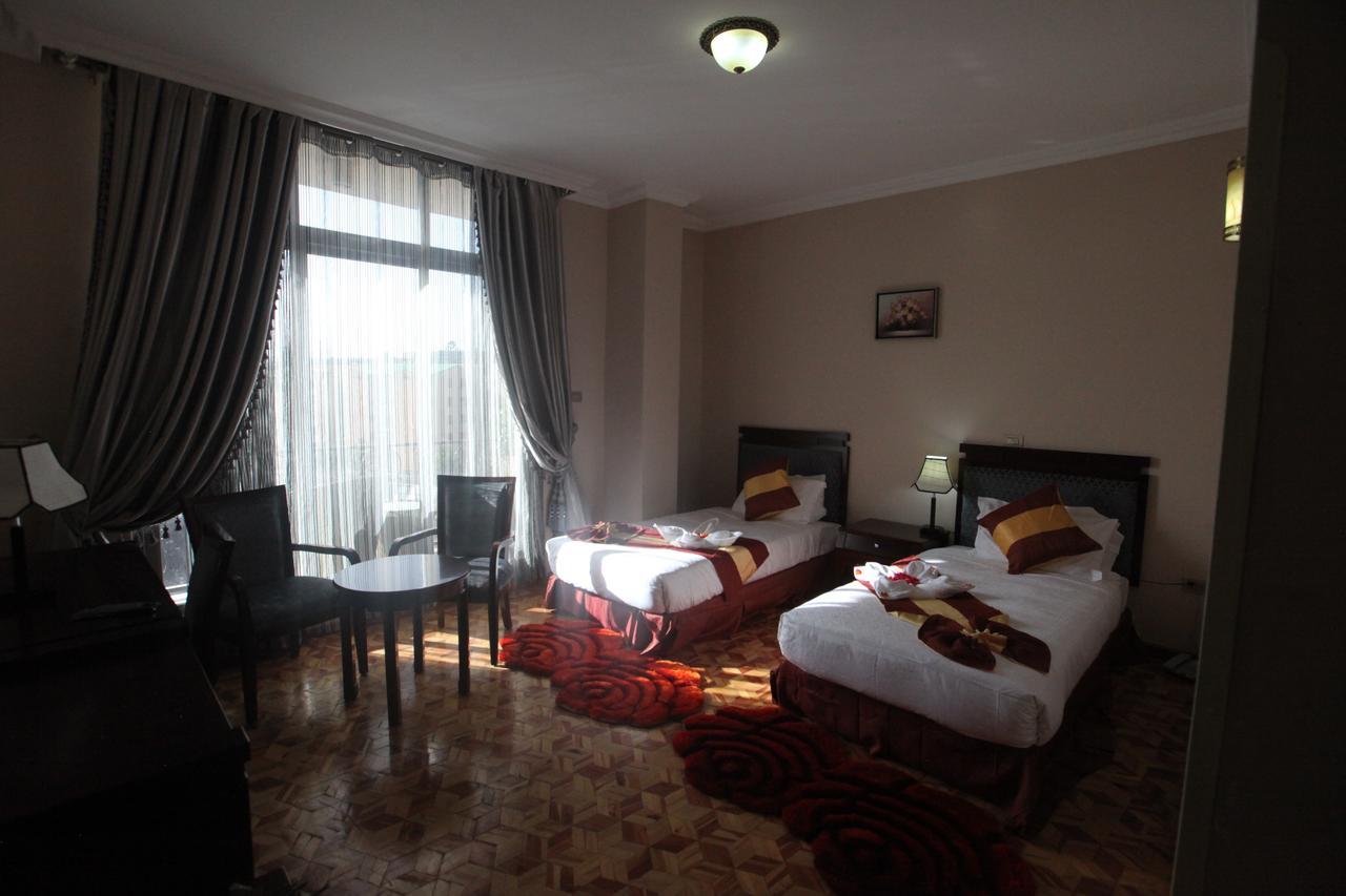 Tirar International Hotel Addis Abeba Buitenkant foto