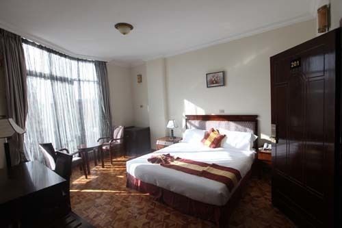 Tirar International Hotel Addis Abeba Buitenkant foto